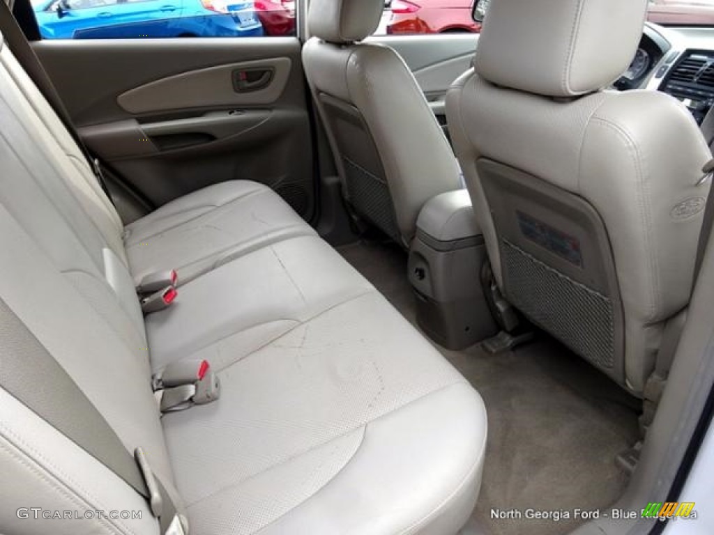 2005 Tucson GLS V6 - Nordic White / Beige photo #30