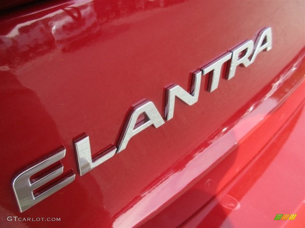 2017 Elantra SE - Red / Gray photo #5