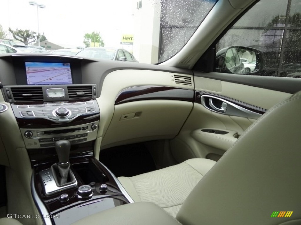 2015 Q70 3.7 - Black Obsidian / Wheat photo #57
