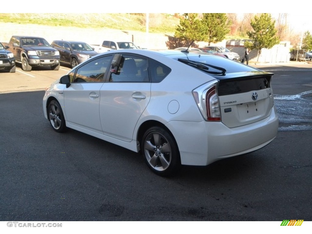 2015 Prius Persona Series Hybrid - Blizzard Pearl / Black photo #4