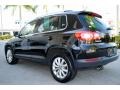 Deep Black Metallic - Tiguan SE Photo No. 7