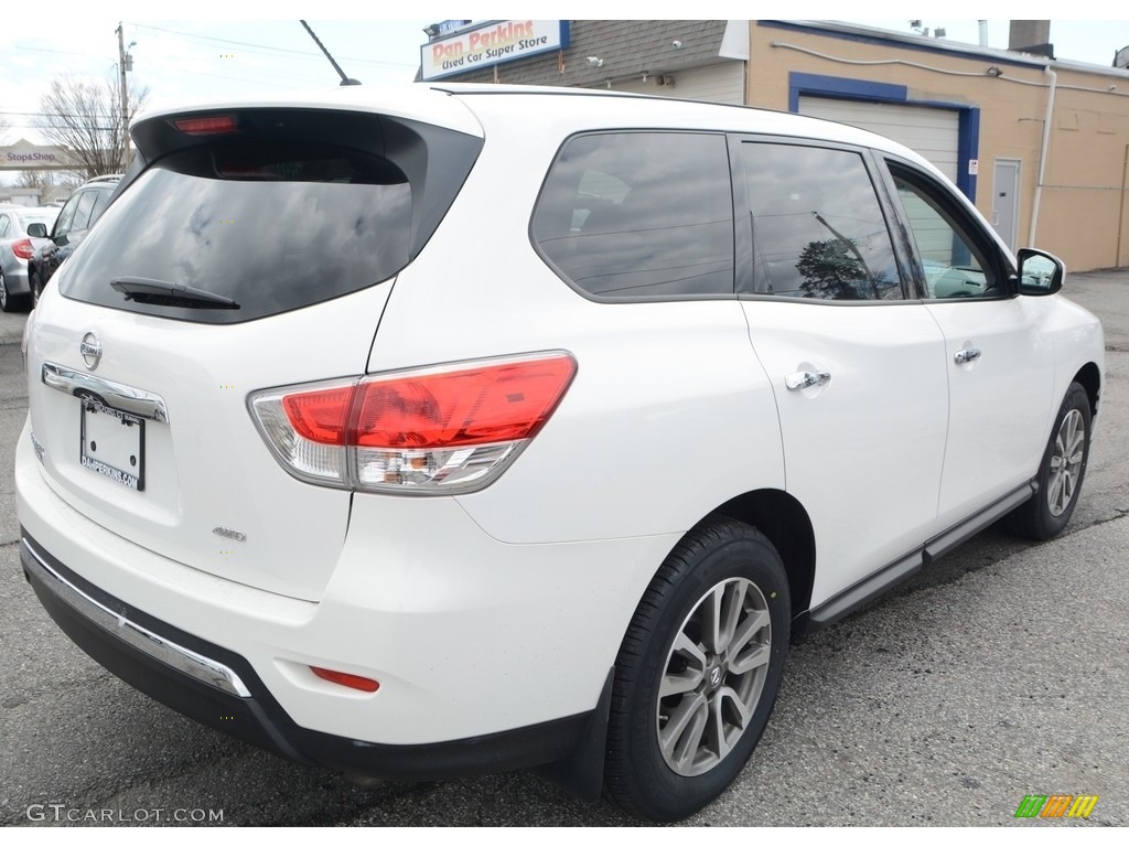 2013 Pathfinder S 4x4 - Moonlight White / Charcoal photo #6