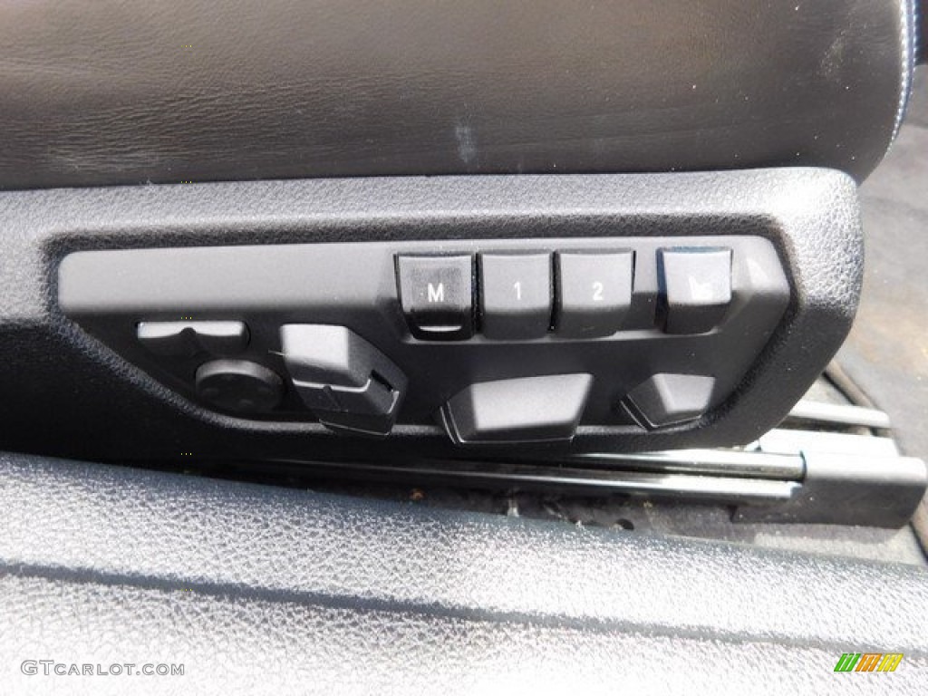 2014 BMW M6 Convertible Controls Photo #112175749