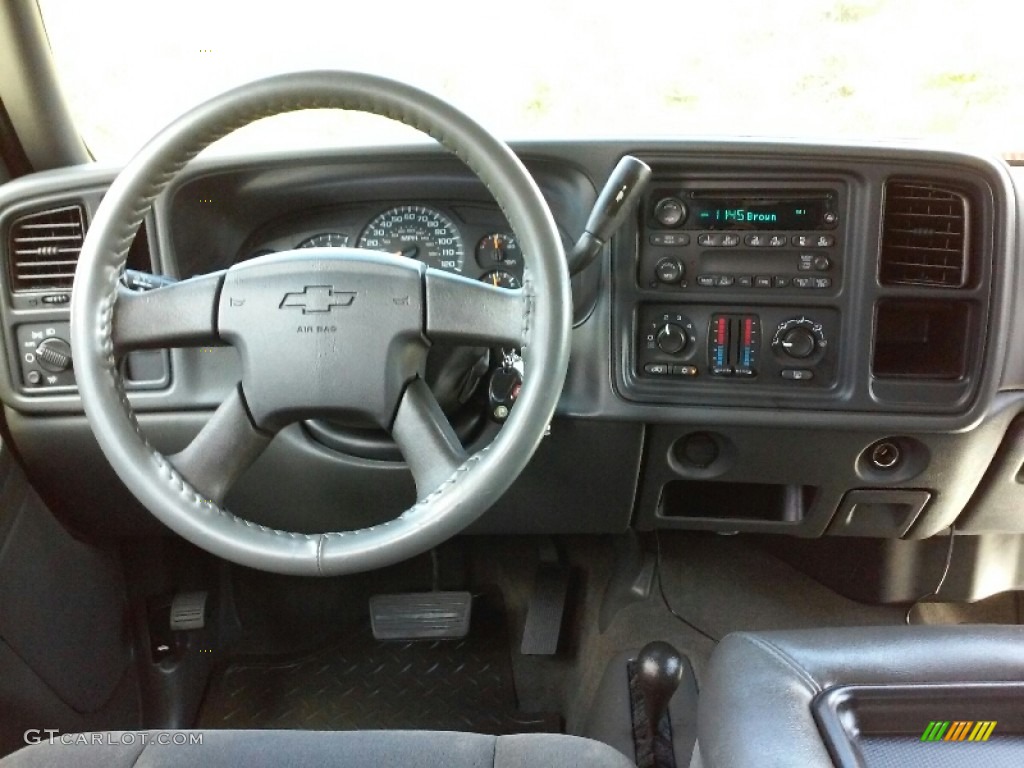2006 Silverado 1500 LS Crew Cab 4x4 - Sport Red Metallic / Dark Charcoal photo #17