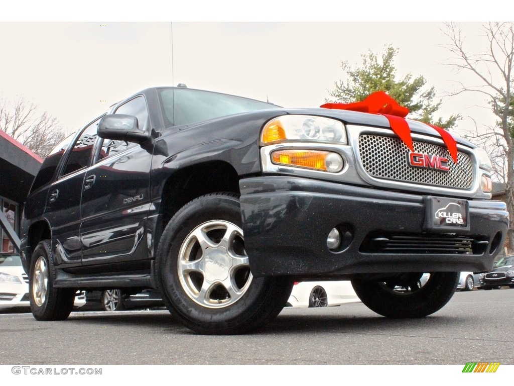 2004 Yukon Denali AWD - Carbon Metallic / Stone Gray photo #12
