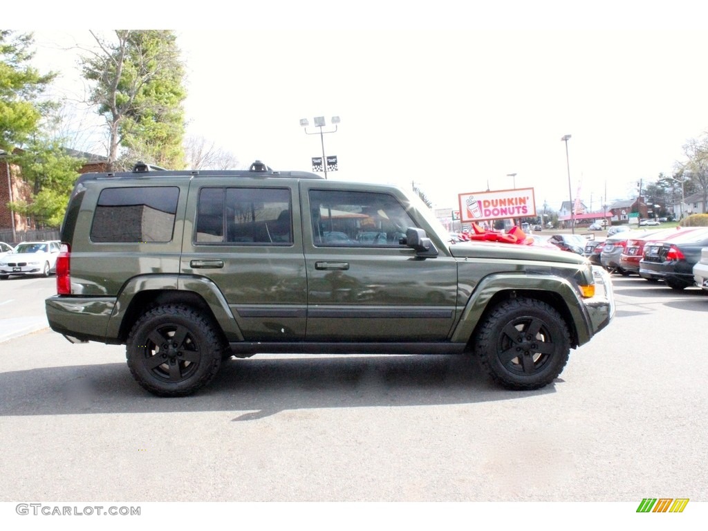 2007 Commander Sport 4x4 - Jeep Green Metallic / Medium Slate Gray photo #9