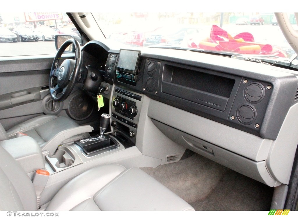 2007 Commander Sport 4x4 - Jeep Green Metallic / Medium Slate Gray photo #28