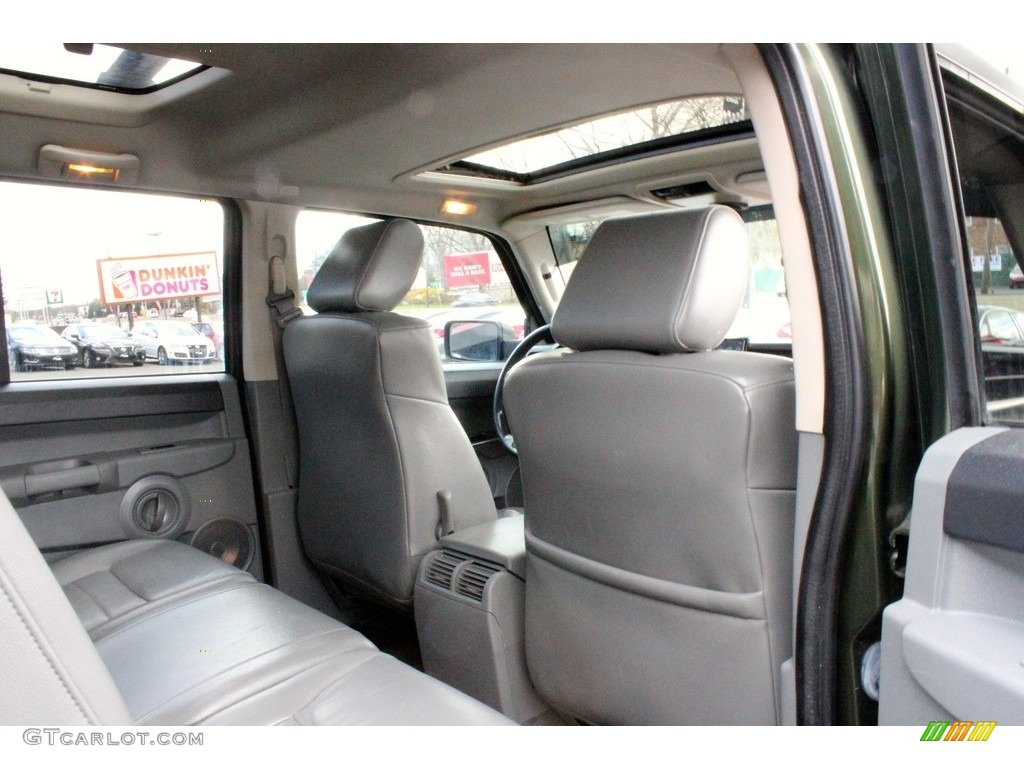 2007 Commander Sport 4x4 - Jeep Green Metallic / Medium Slate Gray photo #31