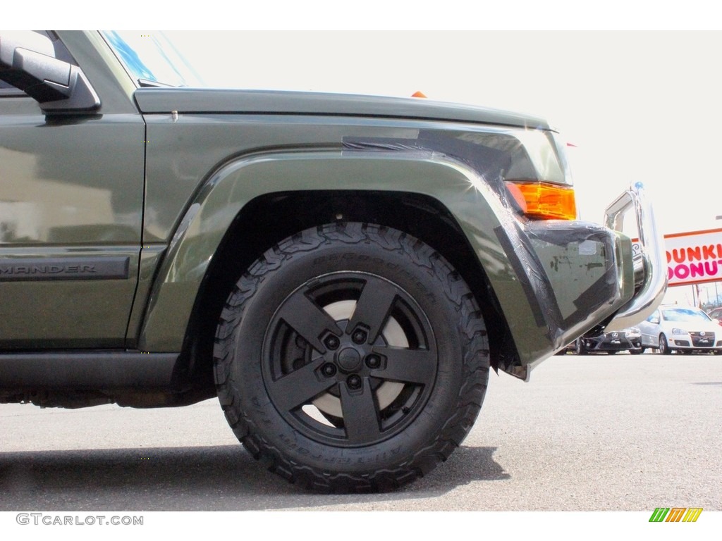 2007 Commander Sport 4x4 - Jeep Green Metallic / Medium Slate Gray photo #36
