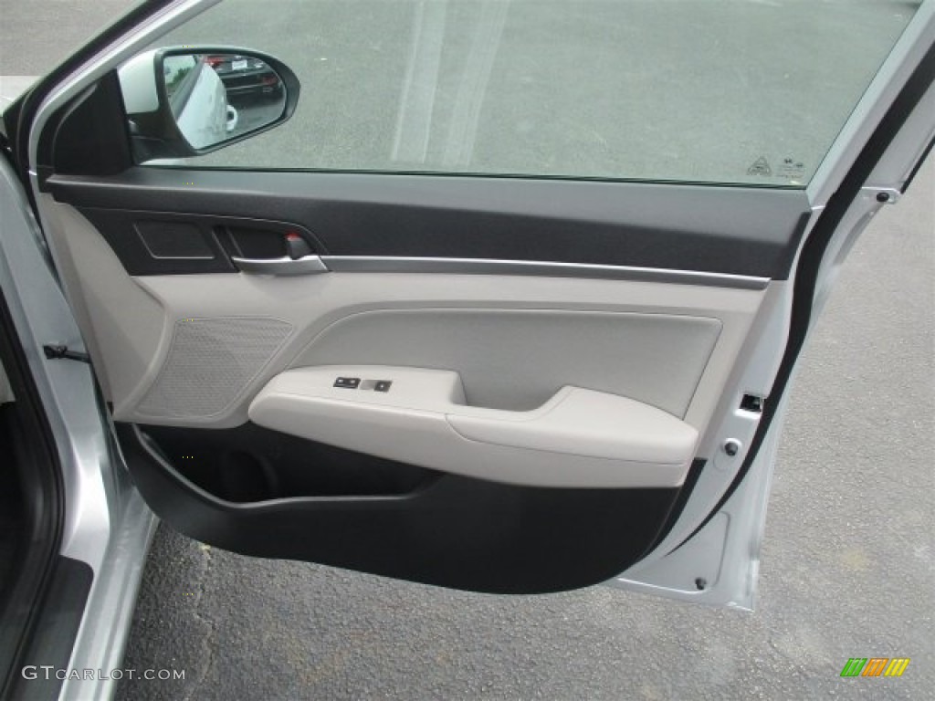 2017 Elantra SE - Silver / Gray photo #11
