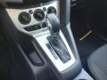 Oxford White - Focus SE Hatchback Photo No. 15