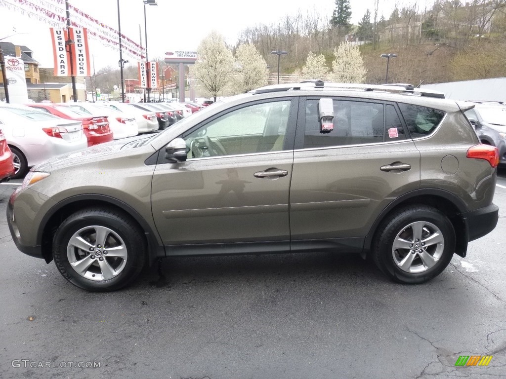 2015 RAV4 XLE - Pyrite Mica / Latte photo #4