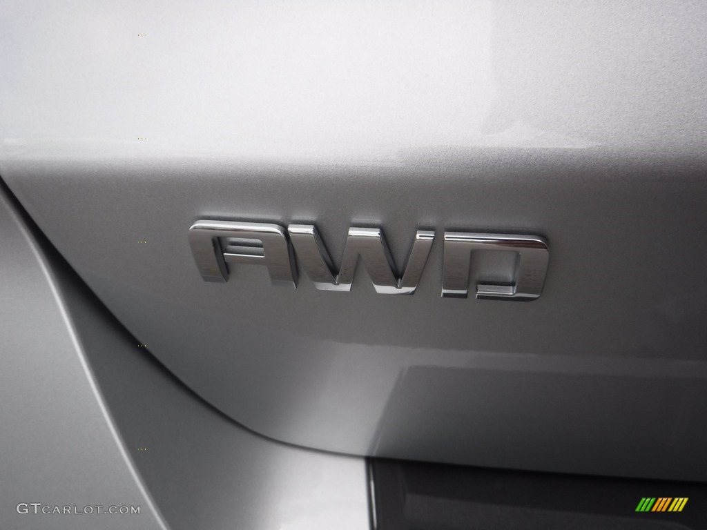 2016 Traverse LT AWD - Silver Ice Metallic / Ebony photo #8