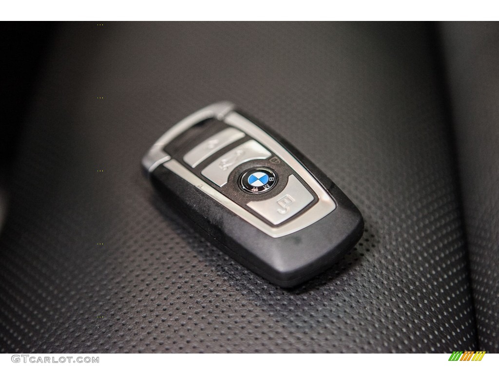 2014 BMW 7 Series ActiveHybrid 7 Keys Photos