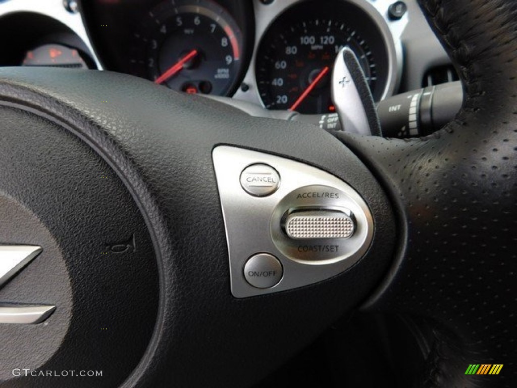 2015 370Z Sport Tech Coupe - Brilliant Silver / Black photo #24