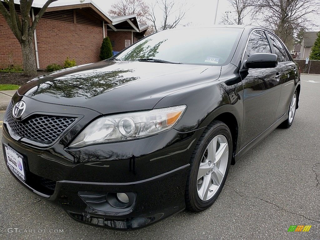 2010 Camry SE V6 - Black / Dark Charcoal photo #1