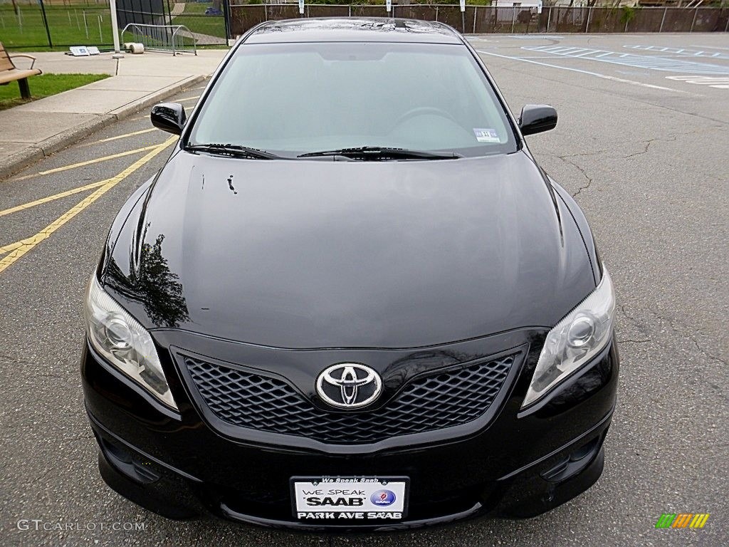2010 Camry SE V6 - Black / Dark Charcoal photo #9
