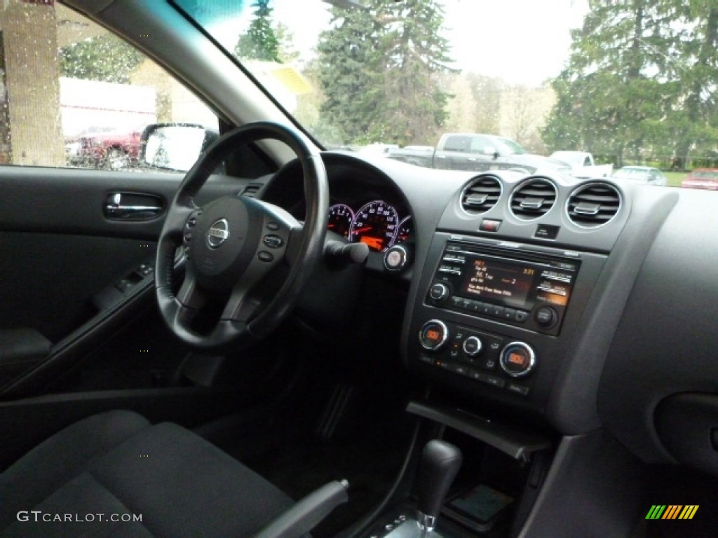 2012 Altima 2.5 S Coupe - Brilliant Silver / Charcoal photo #6