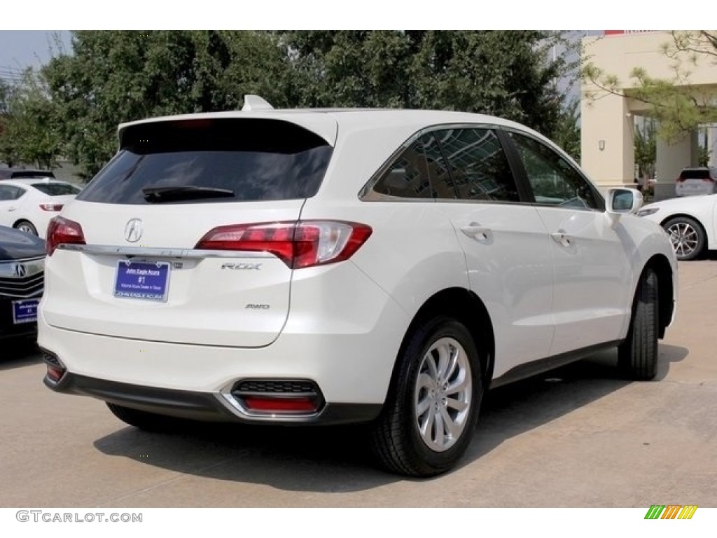 2017 RDX Technology AWD - White Diamond Pearl / Parchment photo #7