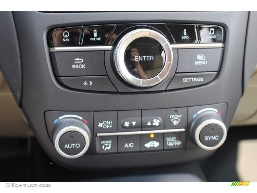 2017 RDX Technology AWD - White Diamond Pearl / Parchment photo #37