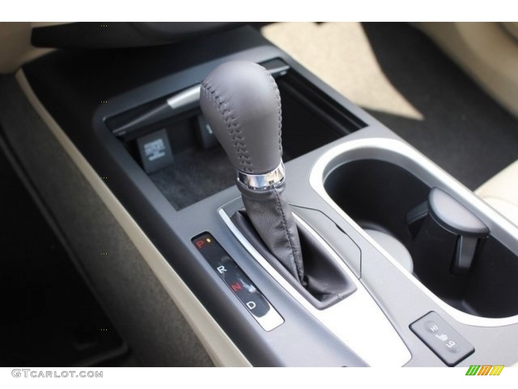 2017 RDX Technology AWD - White Diamond Pearl / Parchment photo #39