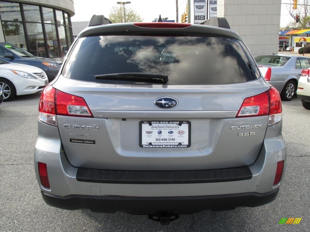 2011 Outback 3.6R Limited Wagon - Steel Silver Metallic / Off Black photo #6