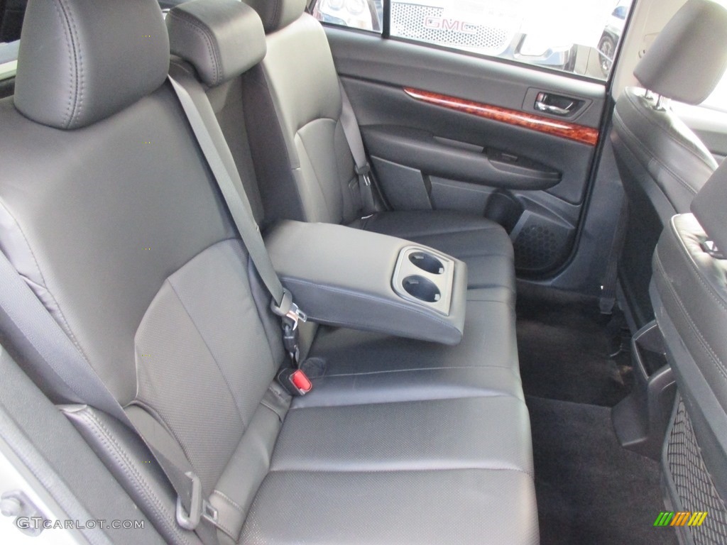 2011 Outback 3.6R Limited Wagon - Steel Silver Metallic / Off Black photo #21