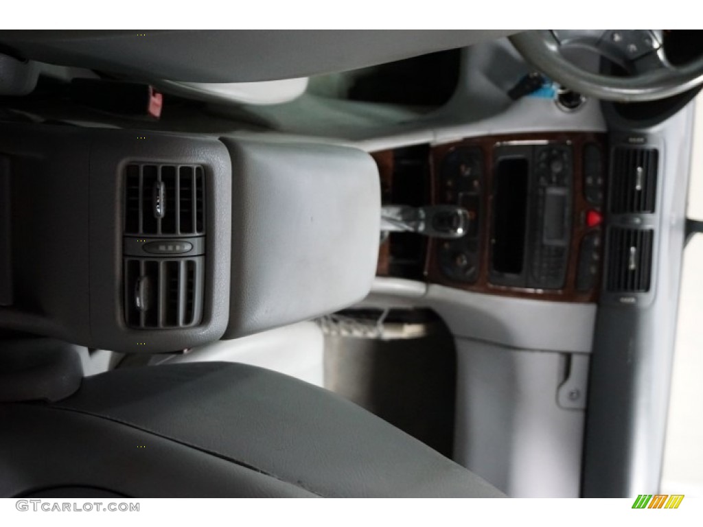 2001 C 320 Sedan - Brilliant Silver Metallic / Charcoal Black photo #30