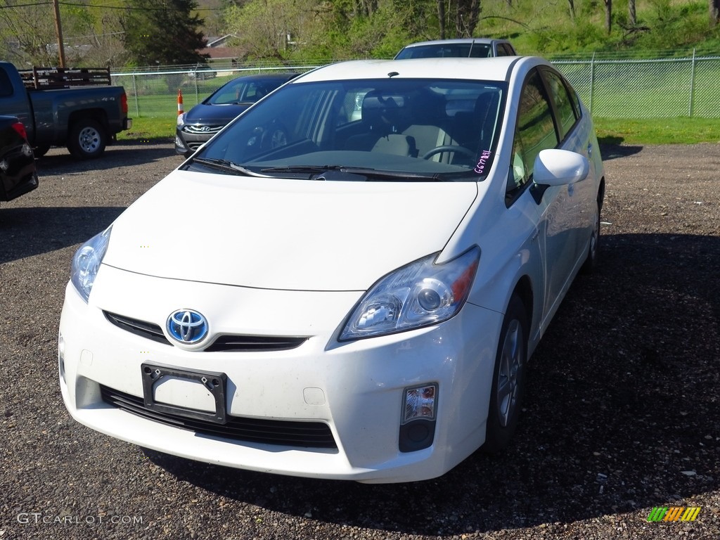 2010 Prius Hybrid II - Classic Silver Metallic / Dark Gray photo #3