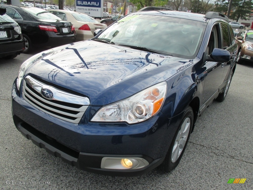 2011 Outback 2.5i Premium Wagon - Azurite Blue Pearl / Warm Ivory photo #2