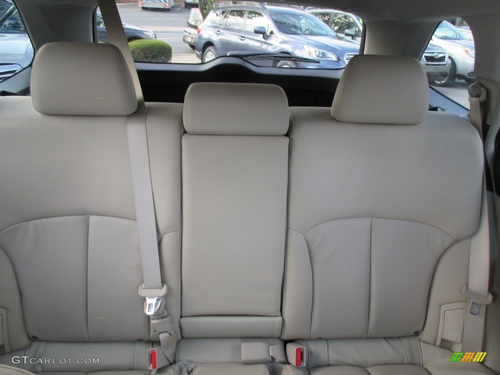 2011 Outback 3.6R Limited Wagon - Caramel Bronze Pearl / Warm Ivory photo #20