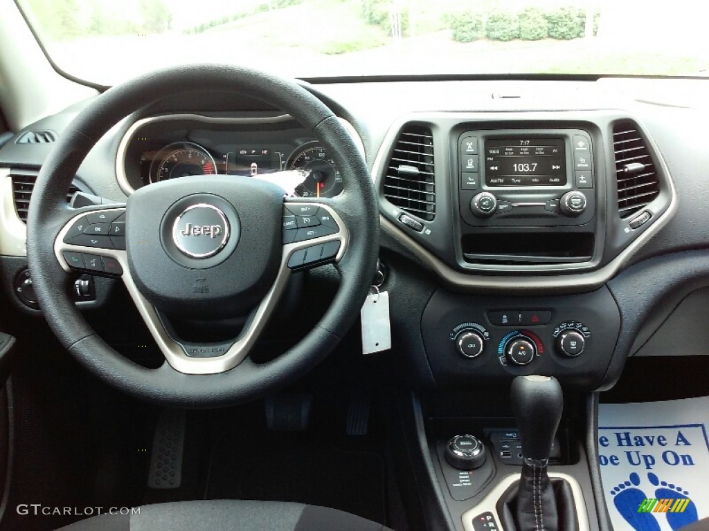 2016 Cherokee Sport 4x4 - True Blue Pearl / Black photo #18