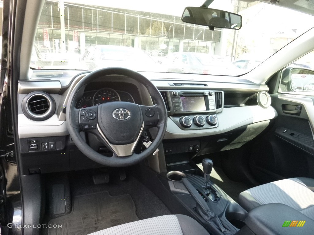 2013 RAV4 LE AWD - Black / Ash photo #7