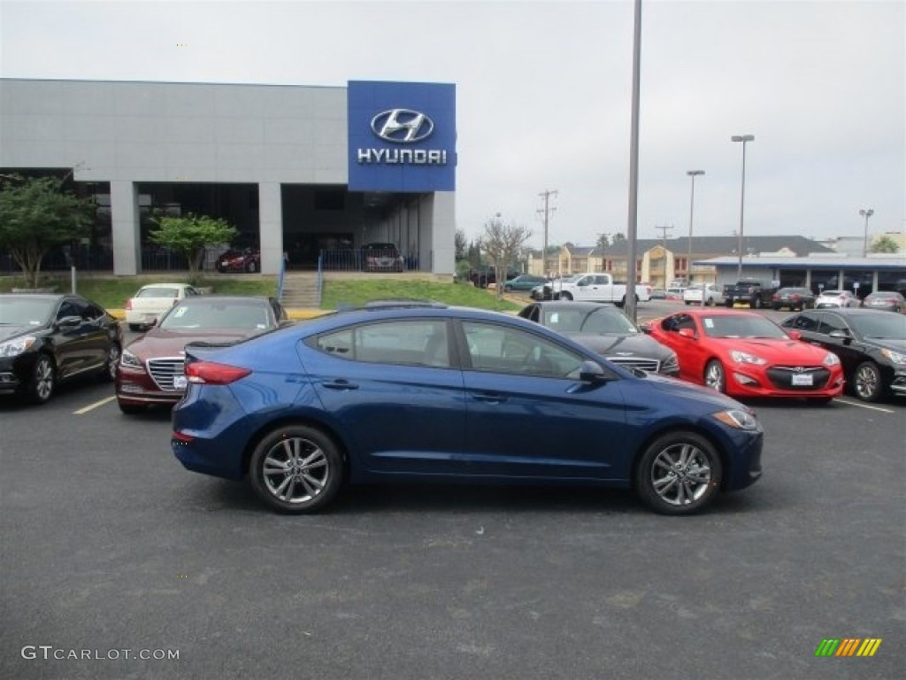 2017 Elantra SE - Lakeside Blue / Gray photo #10
