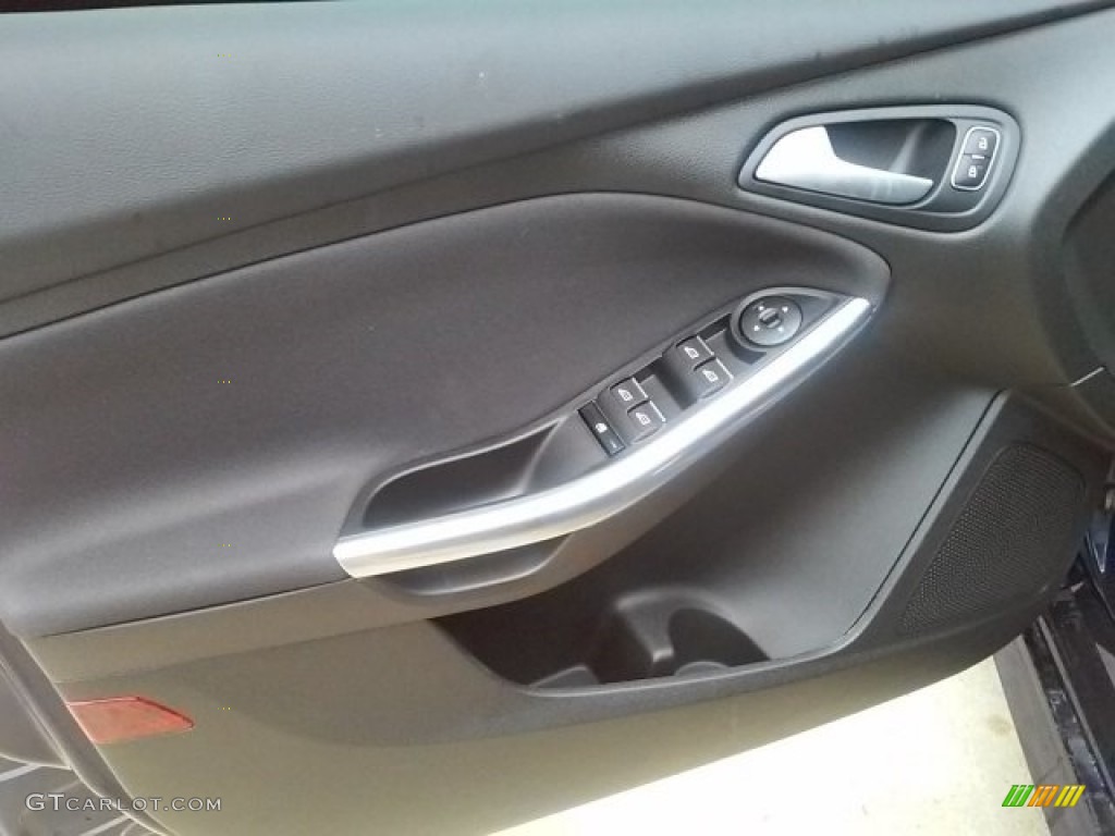 2016 Focus ST - Kona Blue / Charcoal Black photo #22