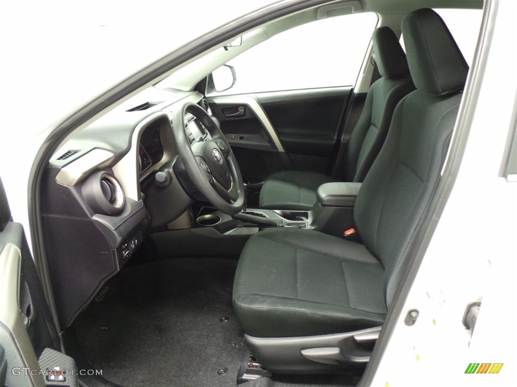 2014 RAV4 LE - Super White / Black photo #3