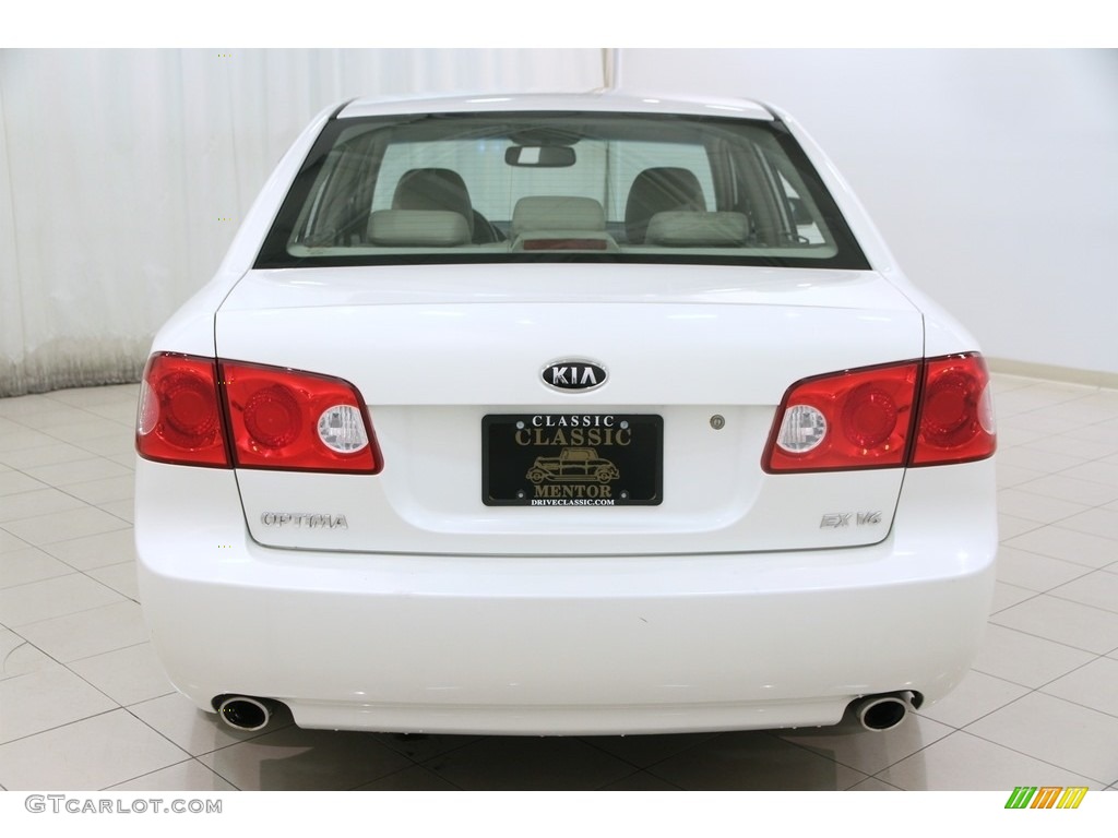 2008 Optima LX V6 - Clear White / Beige photo #16