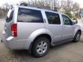 Silver Lightning - Pathfinder LE 4x4 Photo No. 2