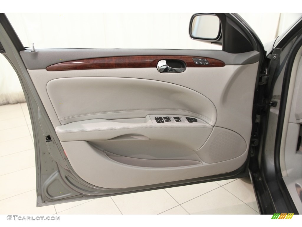 2006 Buick Lucerne CXL Door Panel Photos