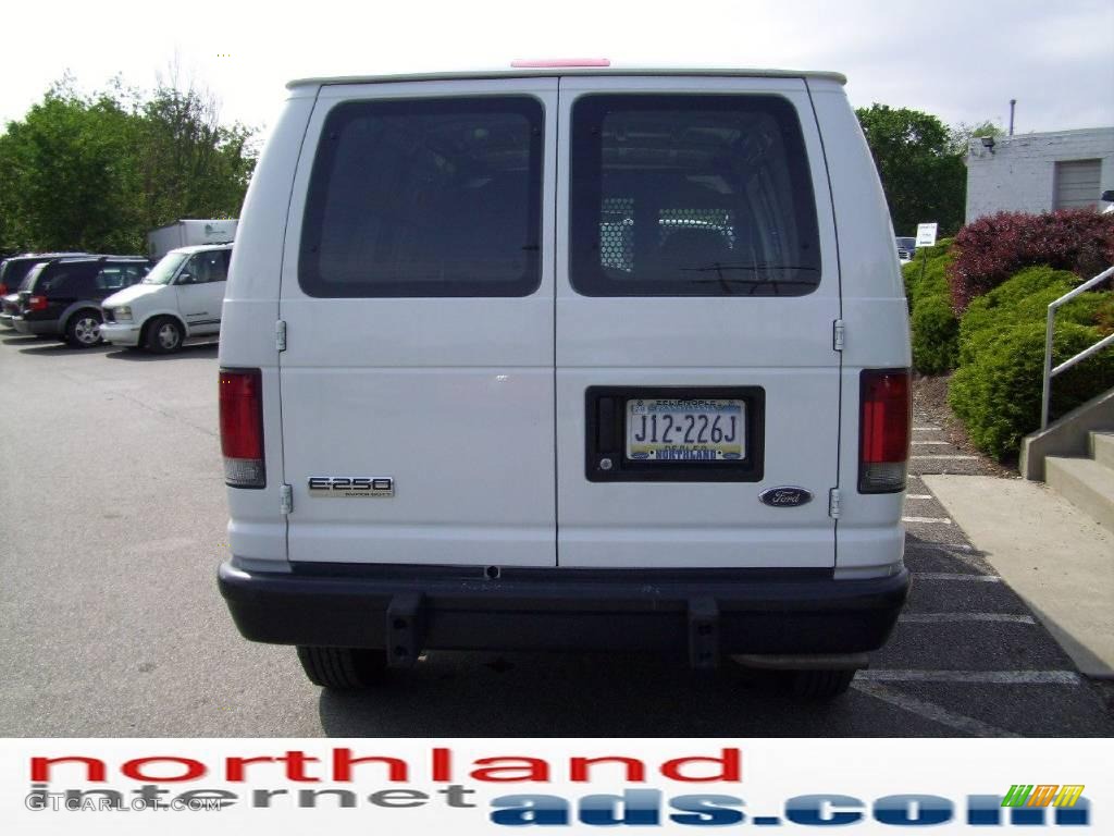 2008 E Series Van E250 Super Duty Commericial - Oxford White / Medium Flint photo #3