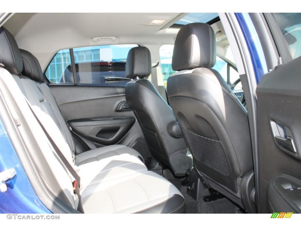 2015 Trax LTZ - Brilliant Blue Metallic / Jet Black/Light Titanium photo #9