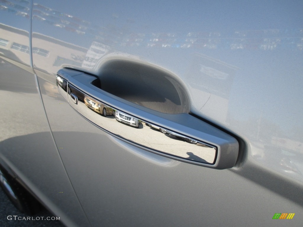 2013 SRX Luxury FWD - Radiant Silver Metallic / Ebony/Ebony photo #35