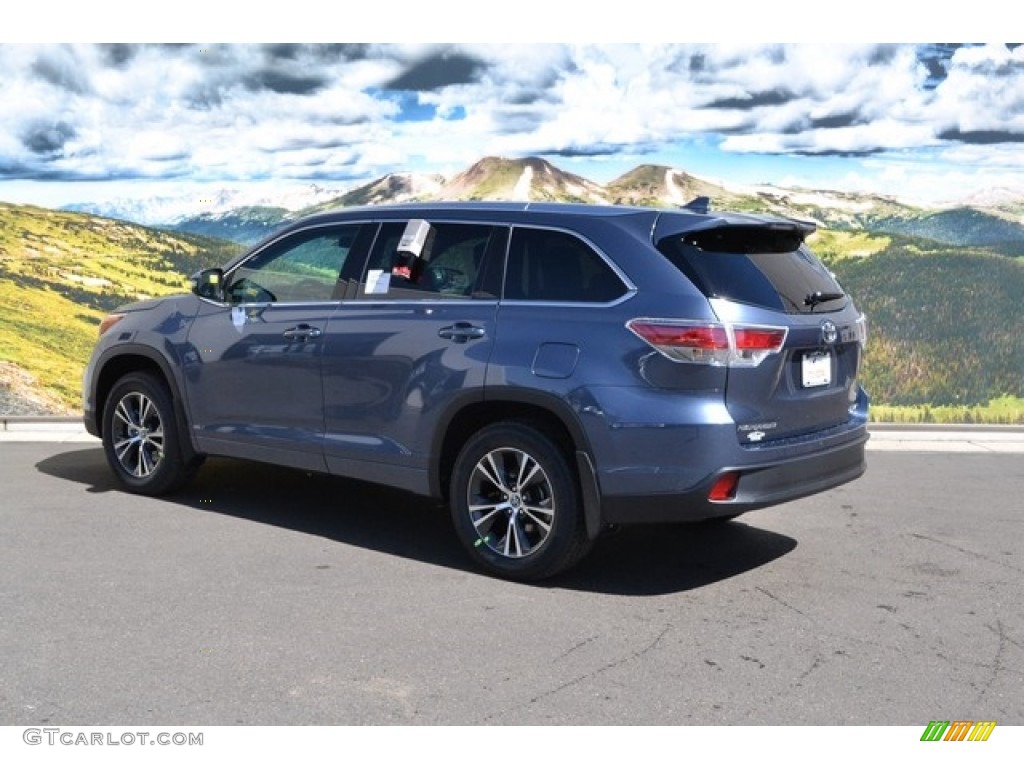 2016 Highlander XLE - Shoreline Blue Pearl / Black photo #3