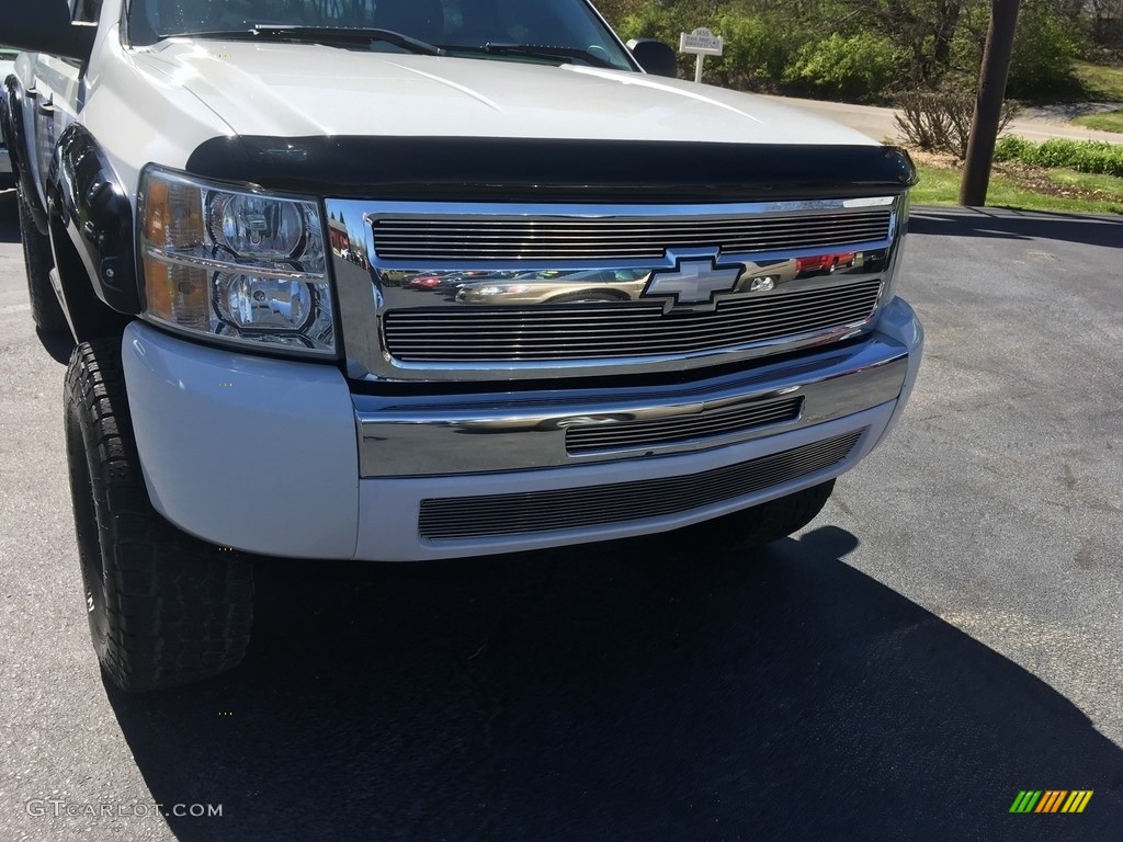 2009 Silverado 1500 LS Crew Cab 4x4 - Summit White / Dark Titanium photo #33