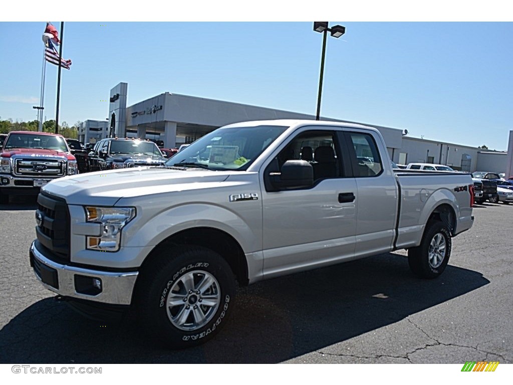 2016 F150 XL SuperCab 4x4 - Ingot Silver / Medium Earth Gray photo #3