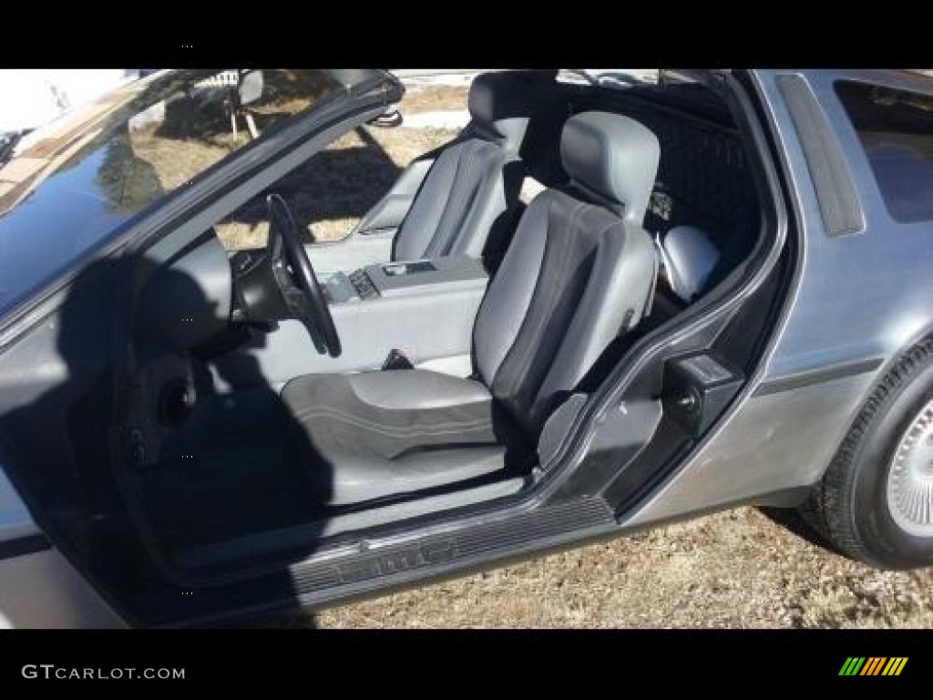 1981 DMC-12  - Stainless Steel / Gray photo #10