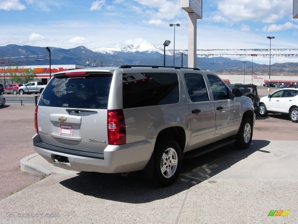 2007 Suburban 1500 LS 4x4 - Silver Birch Metallic / Light Titanium/Dark Titanium photo #5