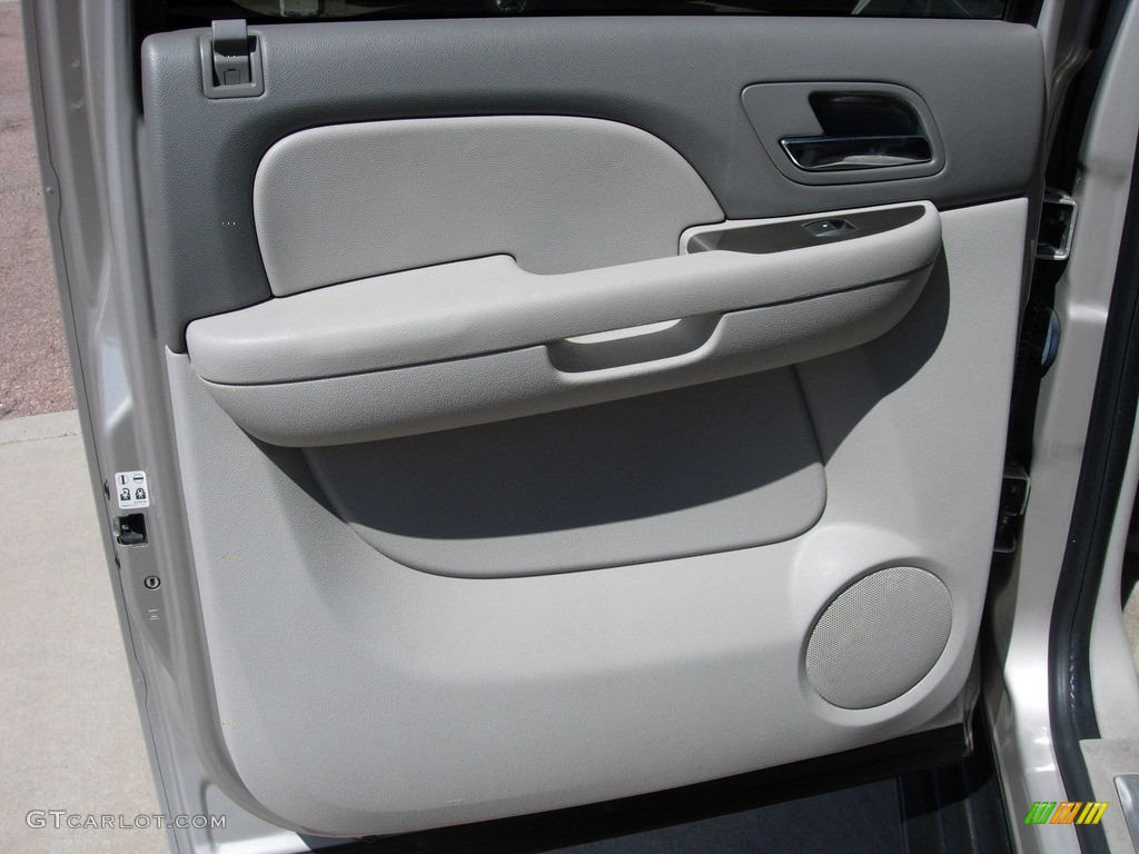 2007 Suburban 1500 LS 4x4 - Silver Birch Metallic / Light Titanium/Dark Titanium photo #13