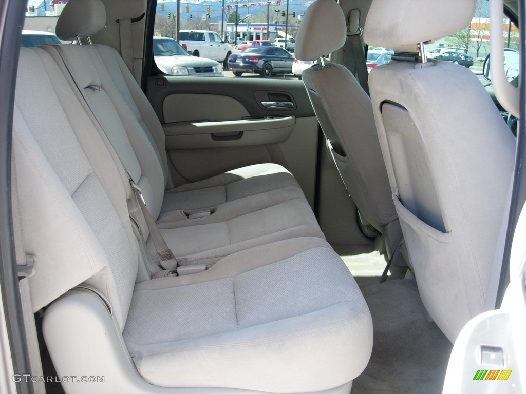 2007 Suburban 1500 LS 4x4 - Silver Birch Metallic / Light Titanium/Dark Titanium photo #16