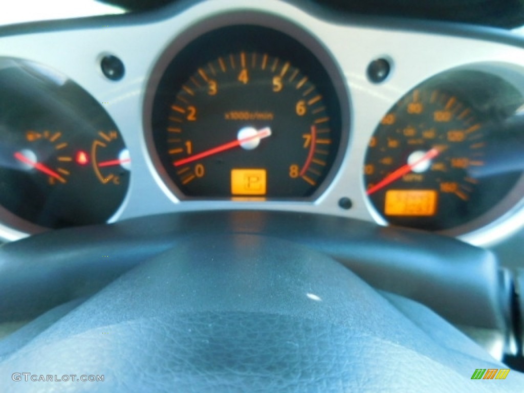 2005 350Z Enthusiast Coupe - Redline / Charcoal photo #17